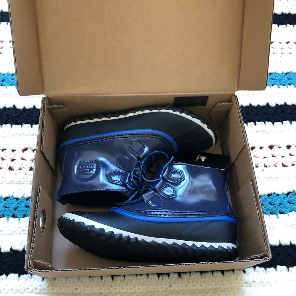Sorel Out N About Waterproof Leather Rain Boot - Picture 6 of 8